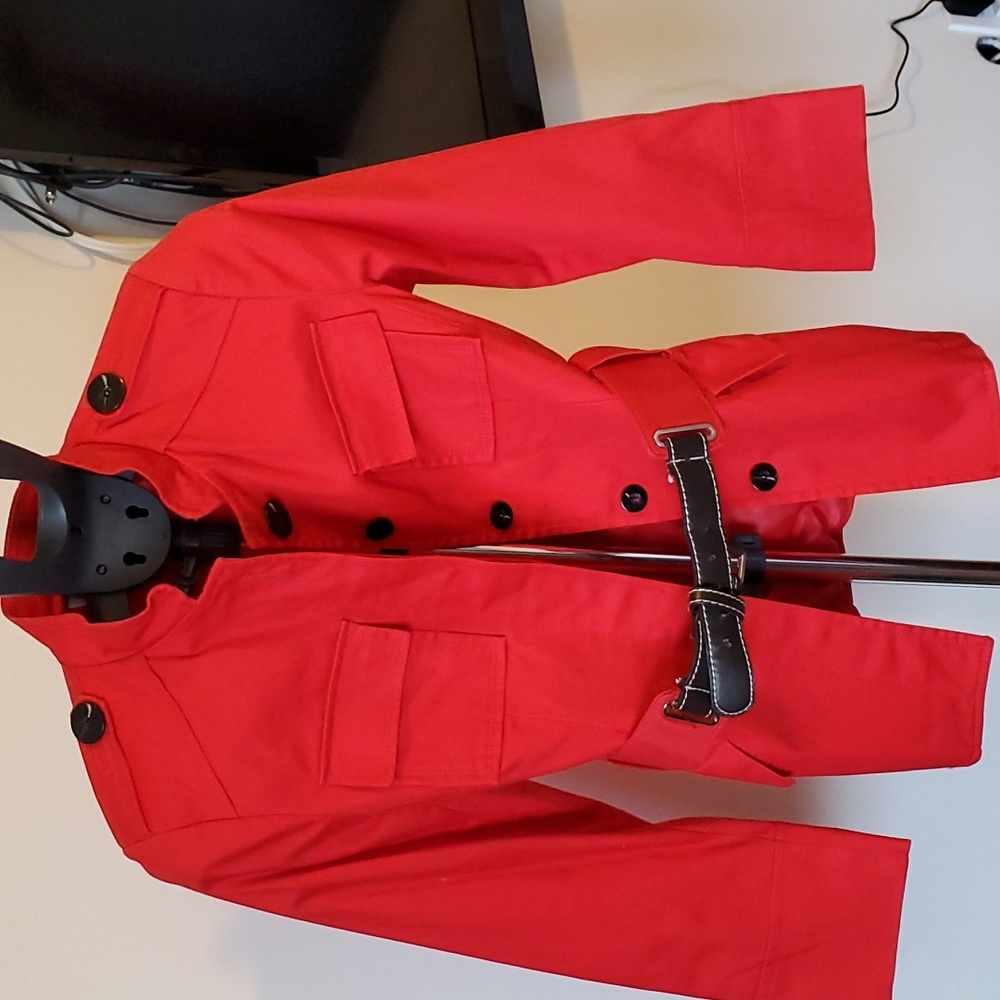 Red zara jacket size medium cotton  fully lined. Great for spring j1